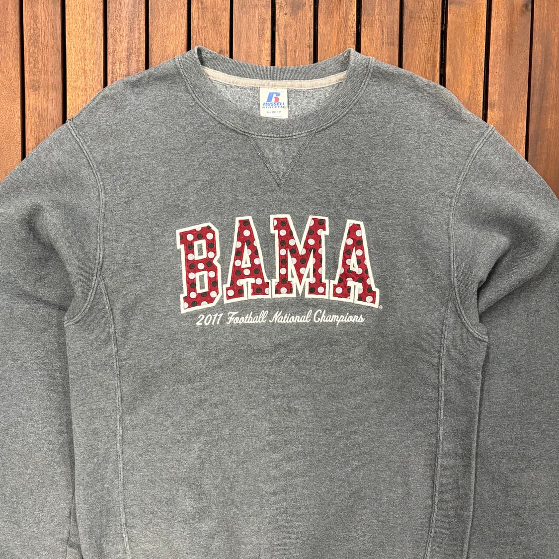 (S) 러셀 자수 로고 라운드 기모 맨투맨 상품이미지2