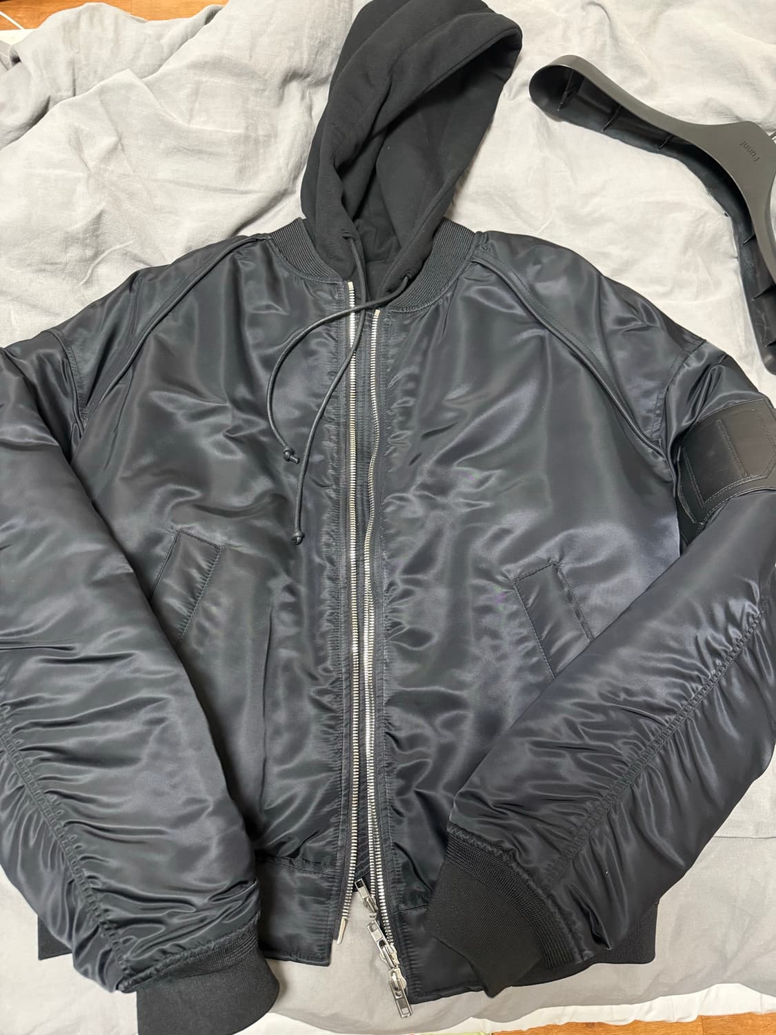 [46] 21FW 준지 시그니처 ma-1 블랙 상품이미지1