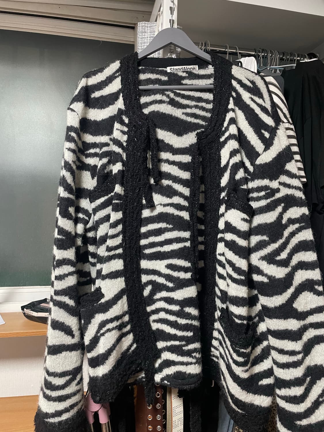 스탠드얼론 standalone 지브라 가디건 F  상품이미지1
