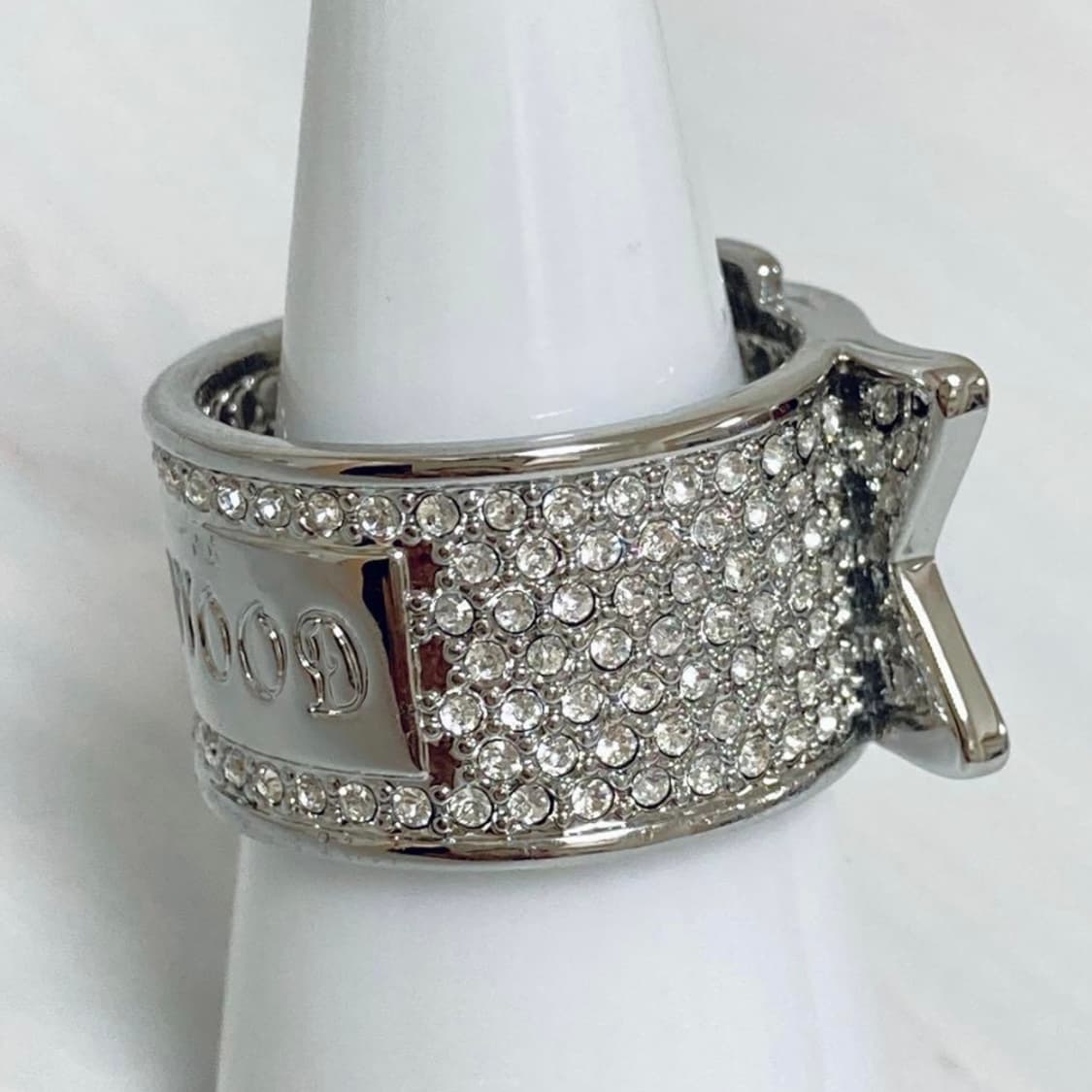 비비안웨스트우드 아카이브 큐빅 로고 벨트링 반지 상품이미지3