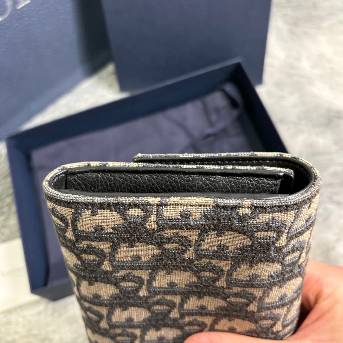 디올 오블리크 플랩 장지갑 베이지 상품이미지5