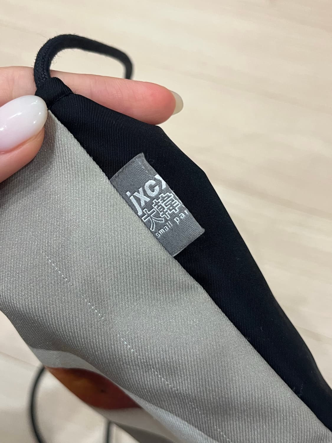 지초이 크로스백  상품이미지2