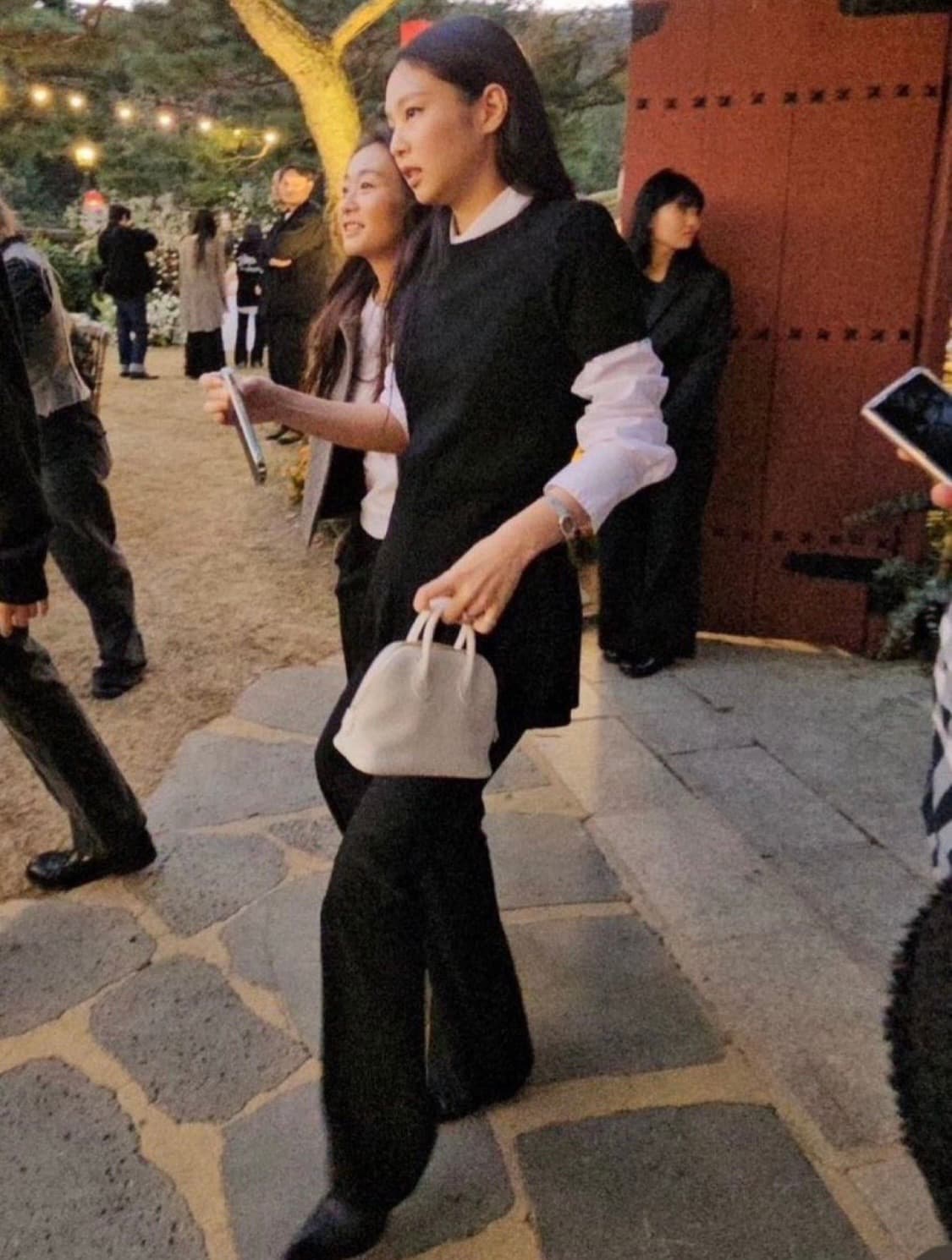 <제니착용> 로우타이드 HALF SLEEVE FLARE KNIT 상품이미지4