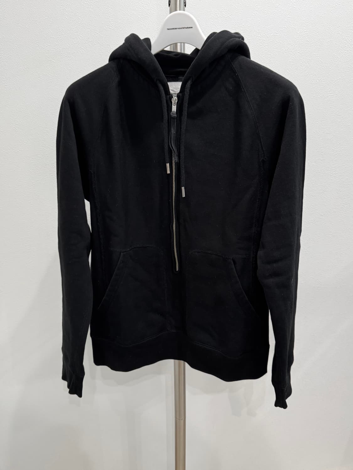 솔로이스트 15aw 하프집 후드 상품이미지1