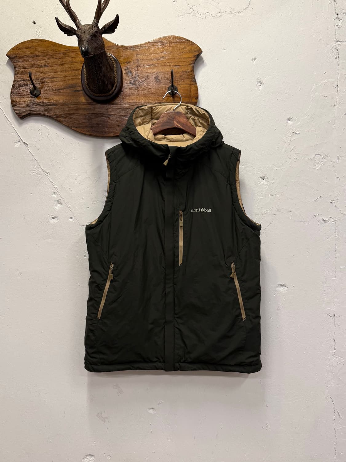 77) mont-bell 몽벨 Reversible Down Vest 상품이미지5