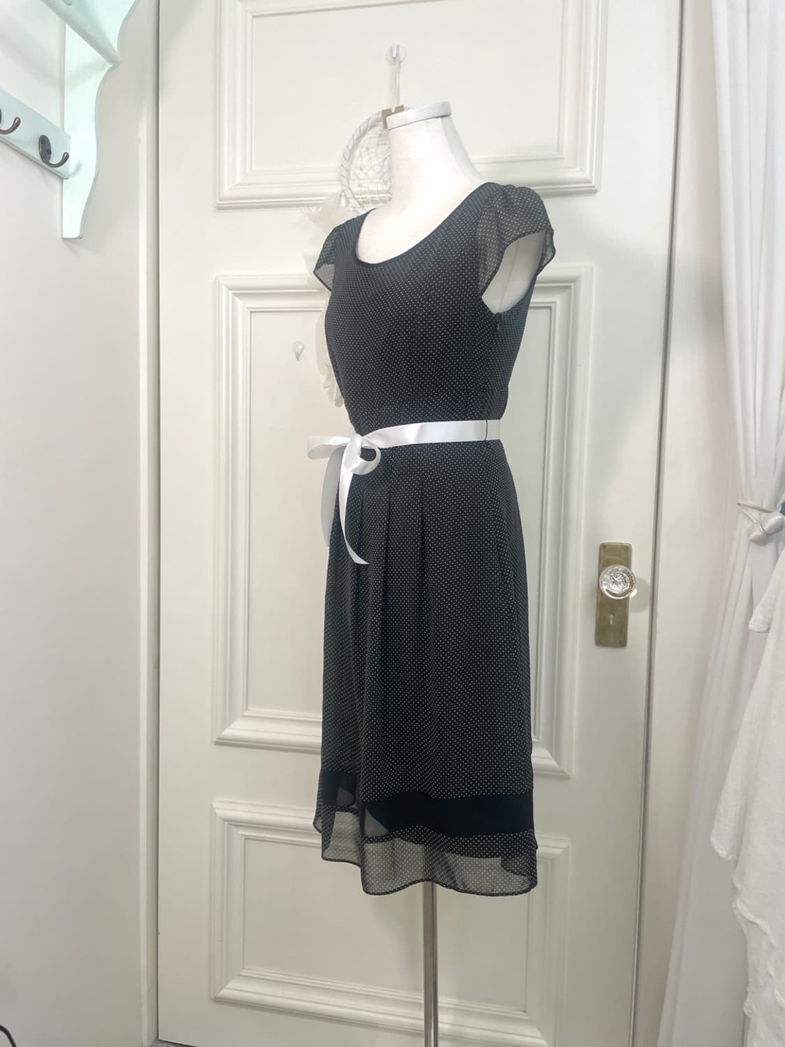 black dot cap sleeve summer midi opc 상품이미지2