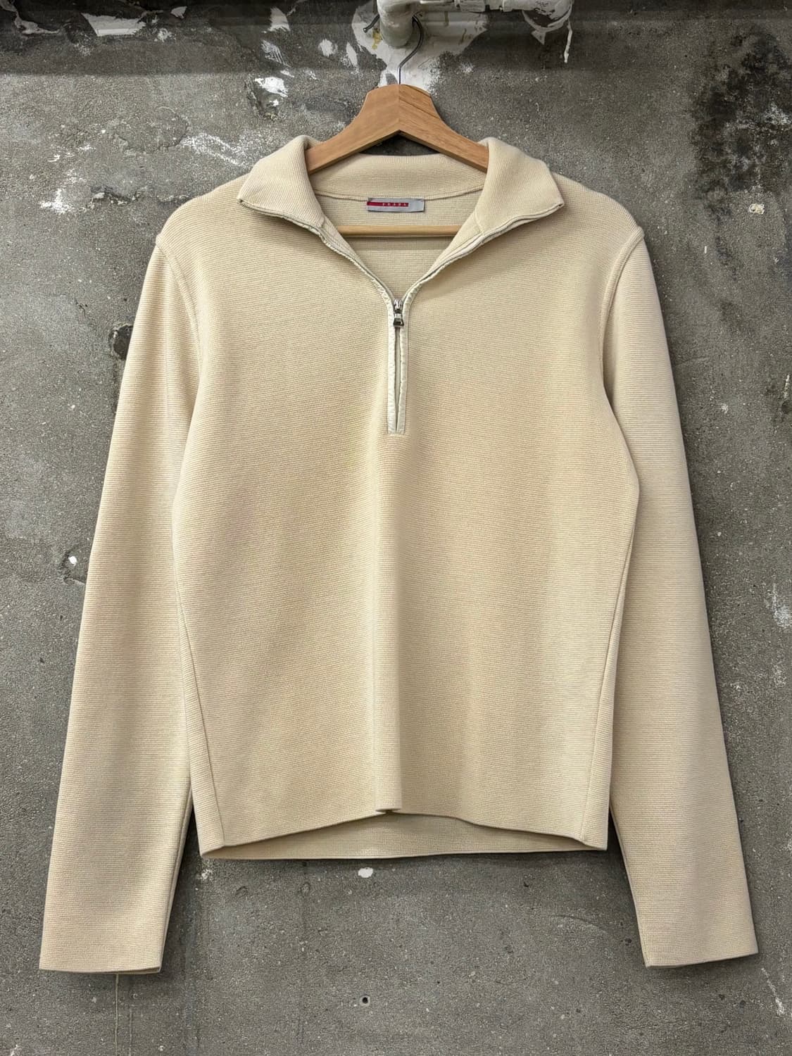 Prada 프라다 아이보리 울 하프집업 니트 상품이미지1