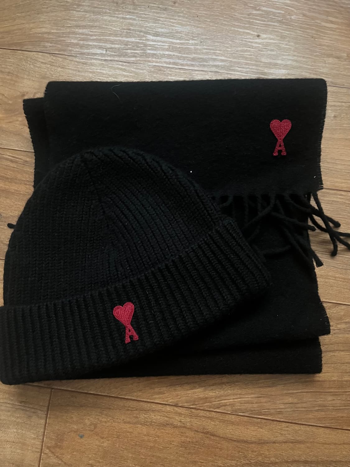 아미 하트 로고 블랙 머플러 상품이미지3