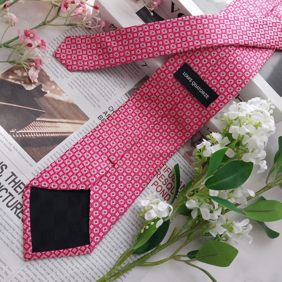 루이까또즈 실크 핑크 자카드 패턴 넥타이 9.1cm A+등급 K2343 상품이미지5