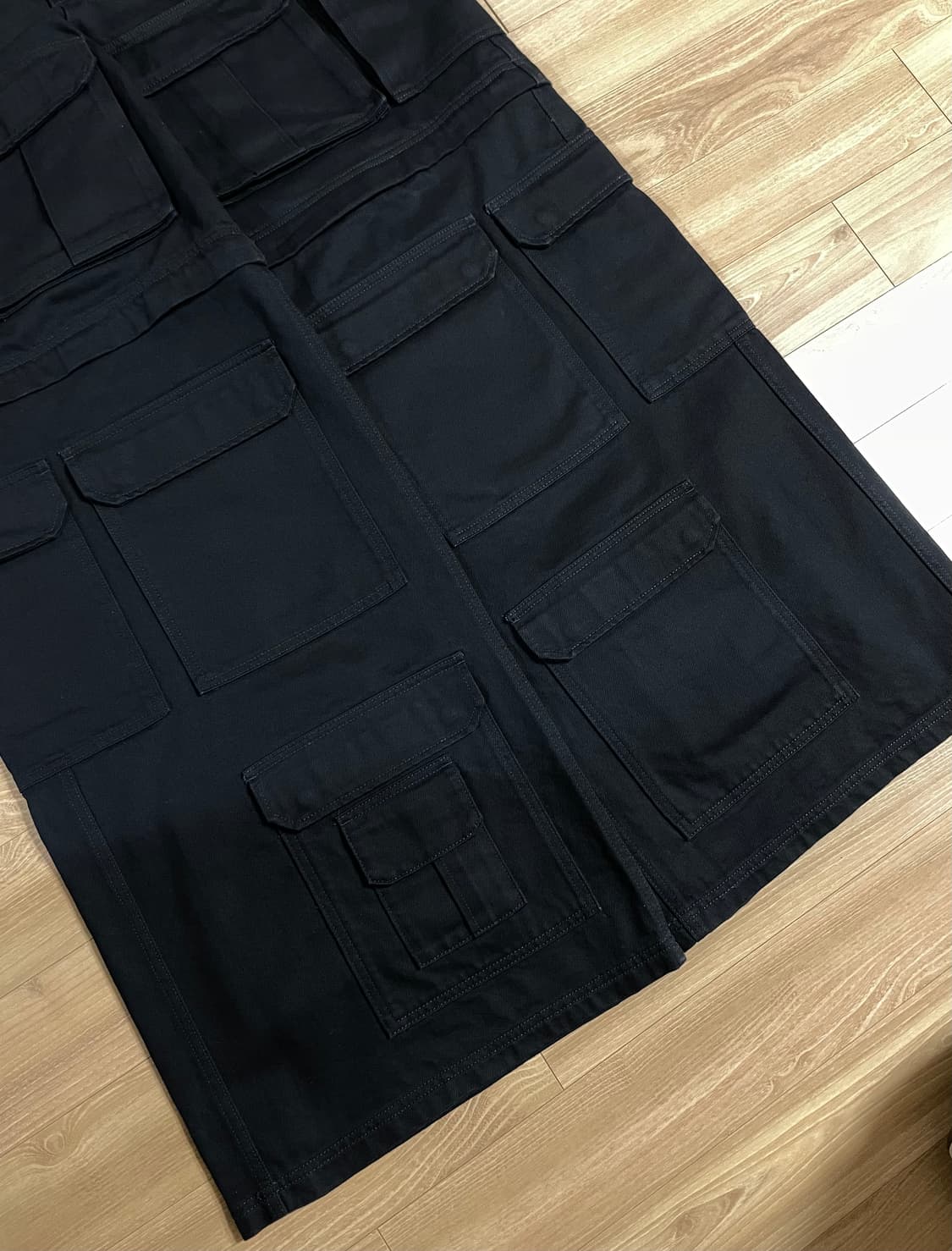 (29) 23FW 베트멍 멀티 포켓 카고 팬츠 블랙 상품이미지5