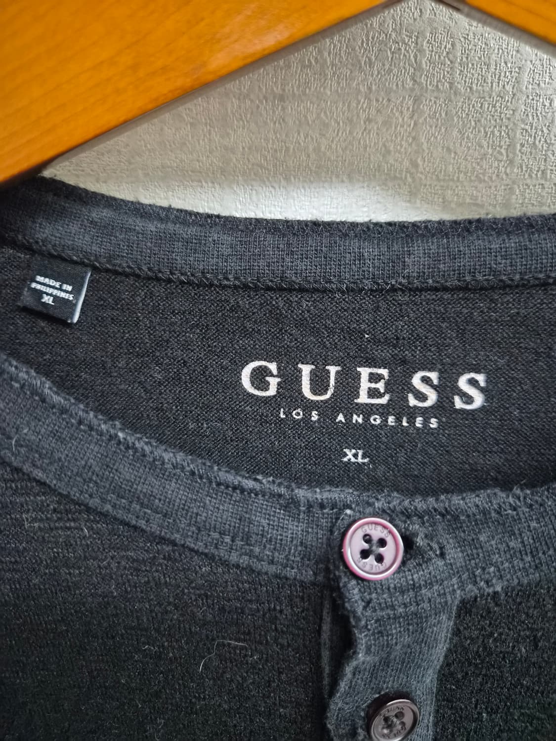 XL) 게스 헨리넥 긴팔 티셔츠 팝니다 상품이미지3