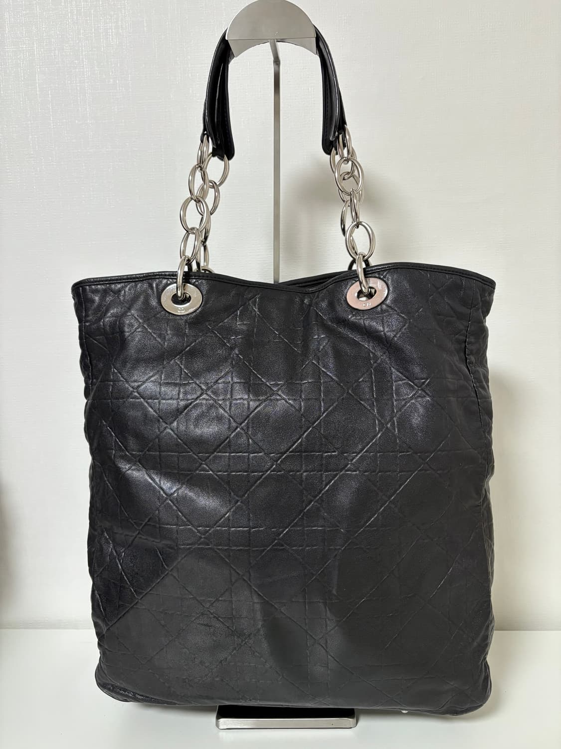 디올 까나쥬 빅 숄더백 상품이미지4