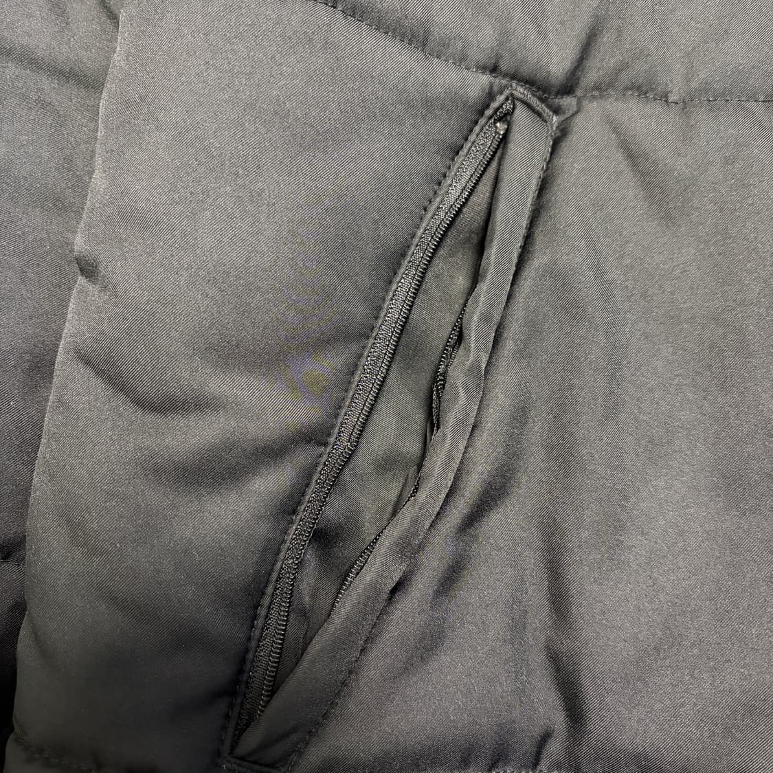 엄브로 X 맨시티 12-13 빅로고 투웨이 패딩 점퍼 상품이미지10