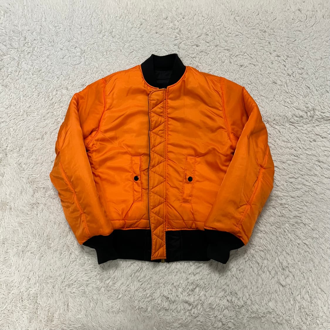 Alpha Industries MA-1 flight jacket 상품이미지6