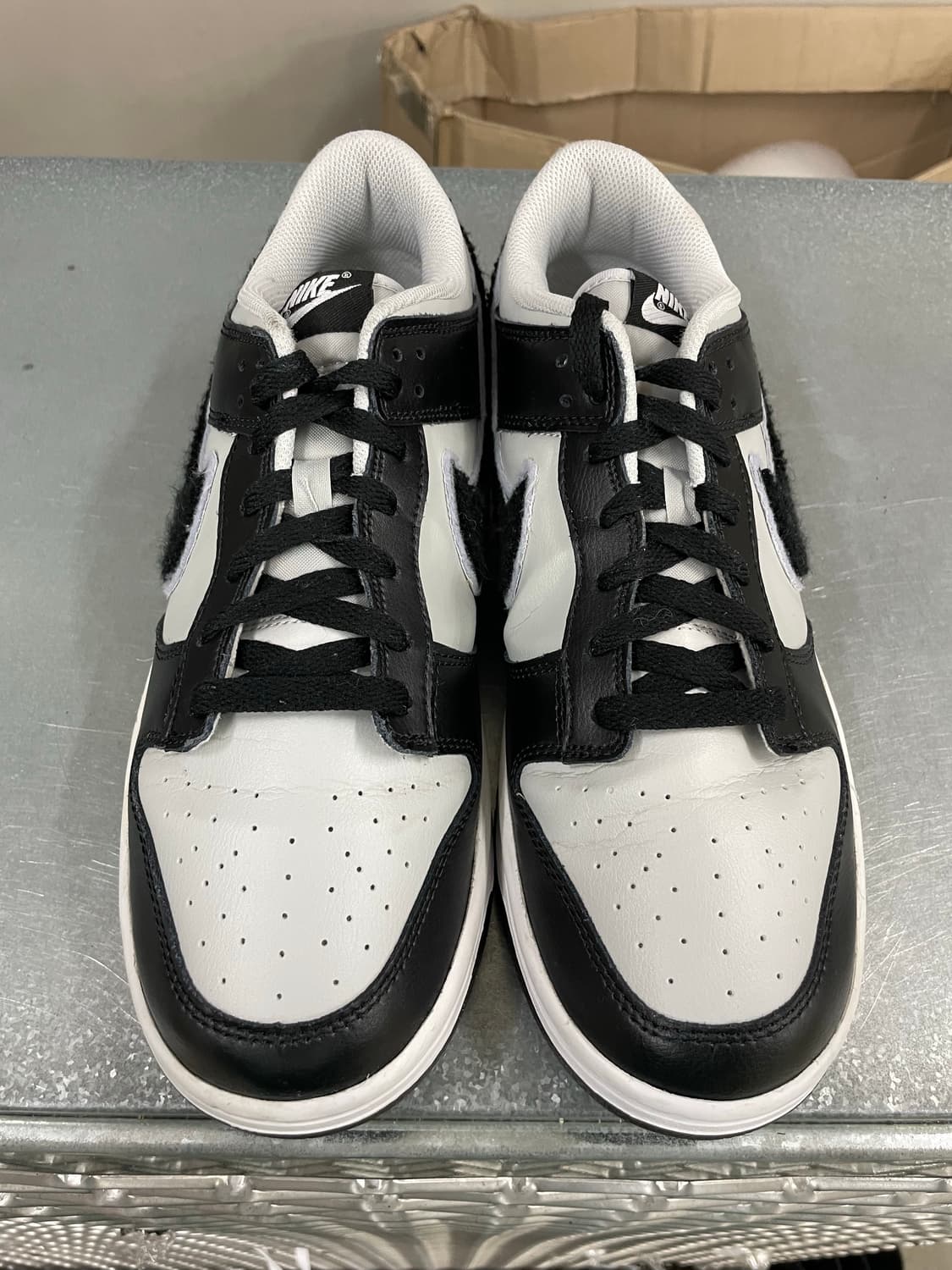 나이키 덩크 로우 셰닐 스우시 블랙 그레이 280 상품이미지5