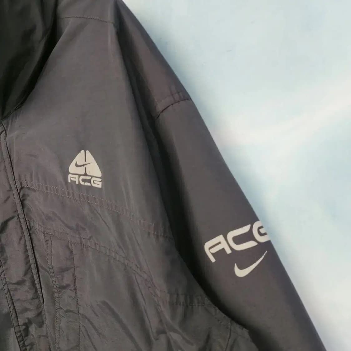 [100 95] NIKE ACG 나이키 올드스쿨 바람막이 자켓 상품이미지4