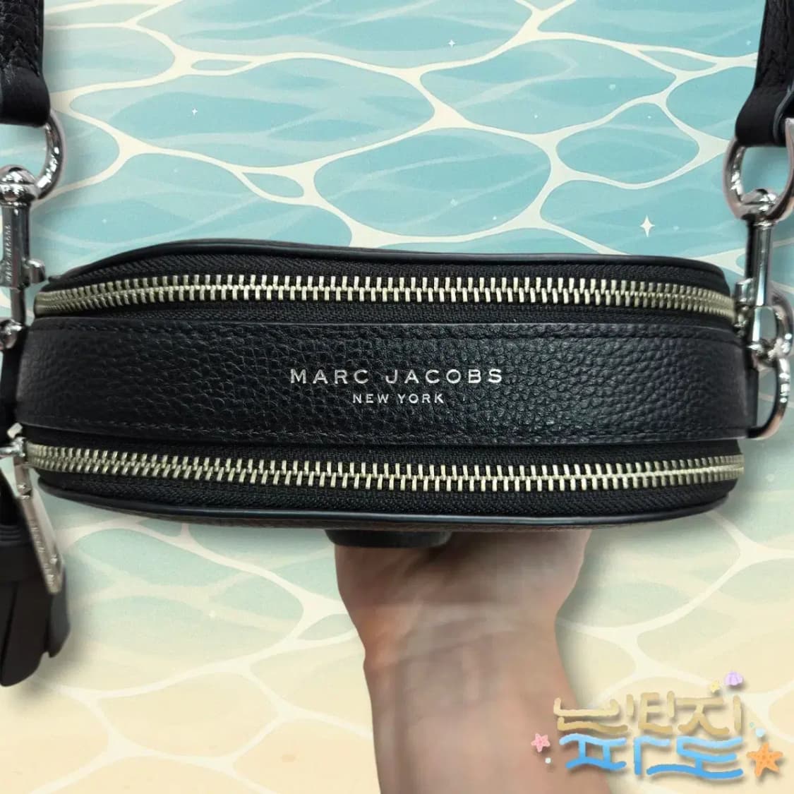 MARC JACOBS 마크제이콥스 스몰 셔터 카메라백 상품이미지7