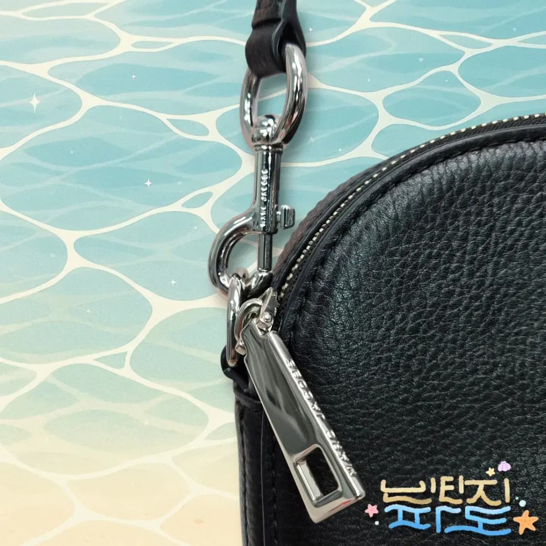 MARC JACOBS 마크제이콥스 스몰 셔터 카메라백 상품이미지9
