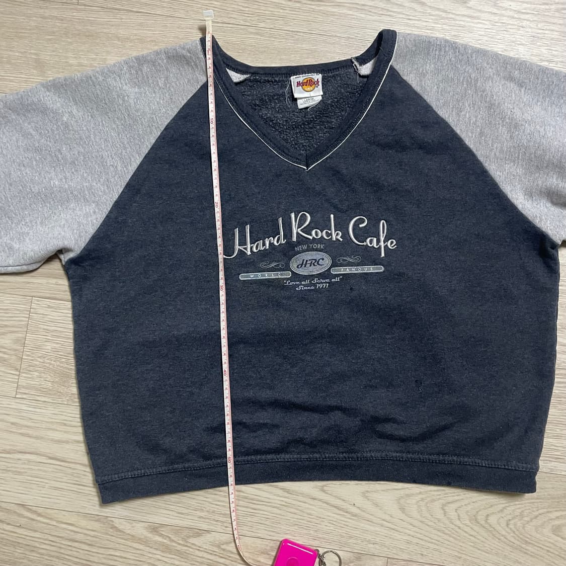 [made in USA] Hard Rock cafe 브이넥 맨투맨 상품이미지10