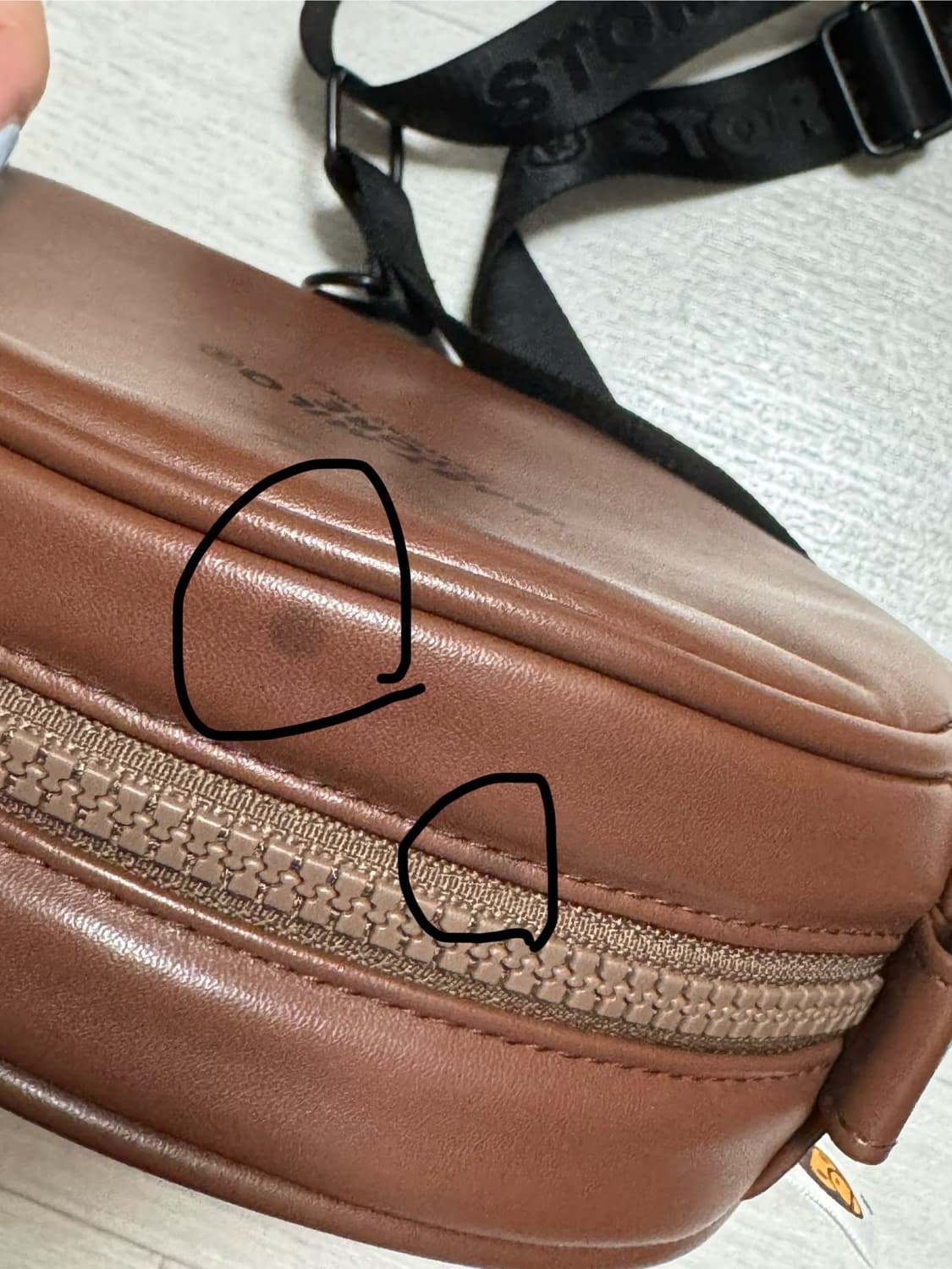 베이프 베이비 마일로 숄더백 브라운 상품이미지2