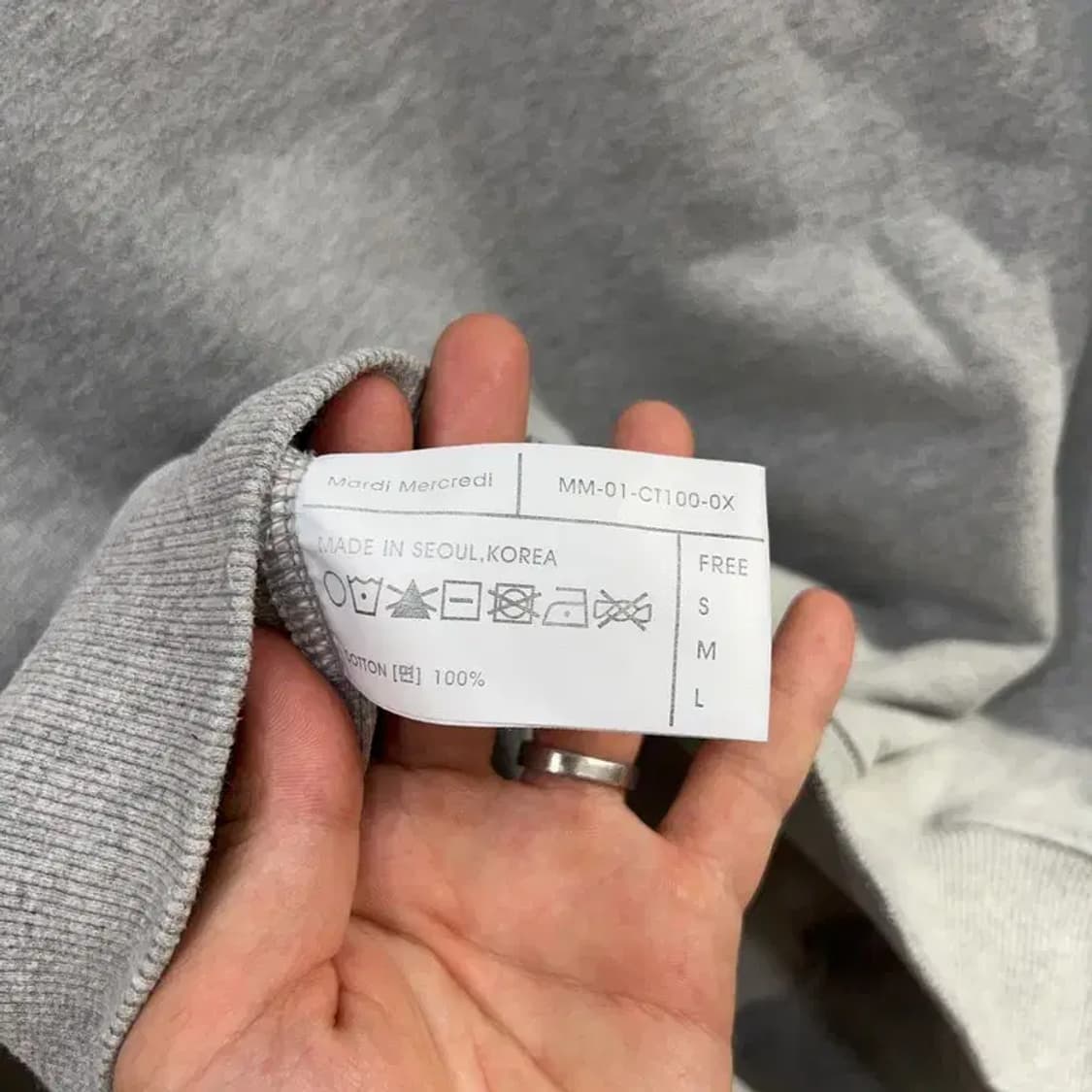 [FREE] 마르디메크르디 여자 캐주얼 빅프린팅 맨투맨 상품이미지6