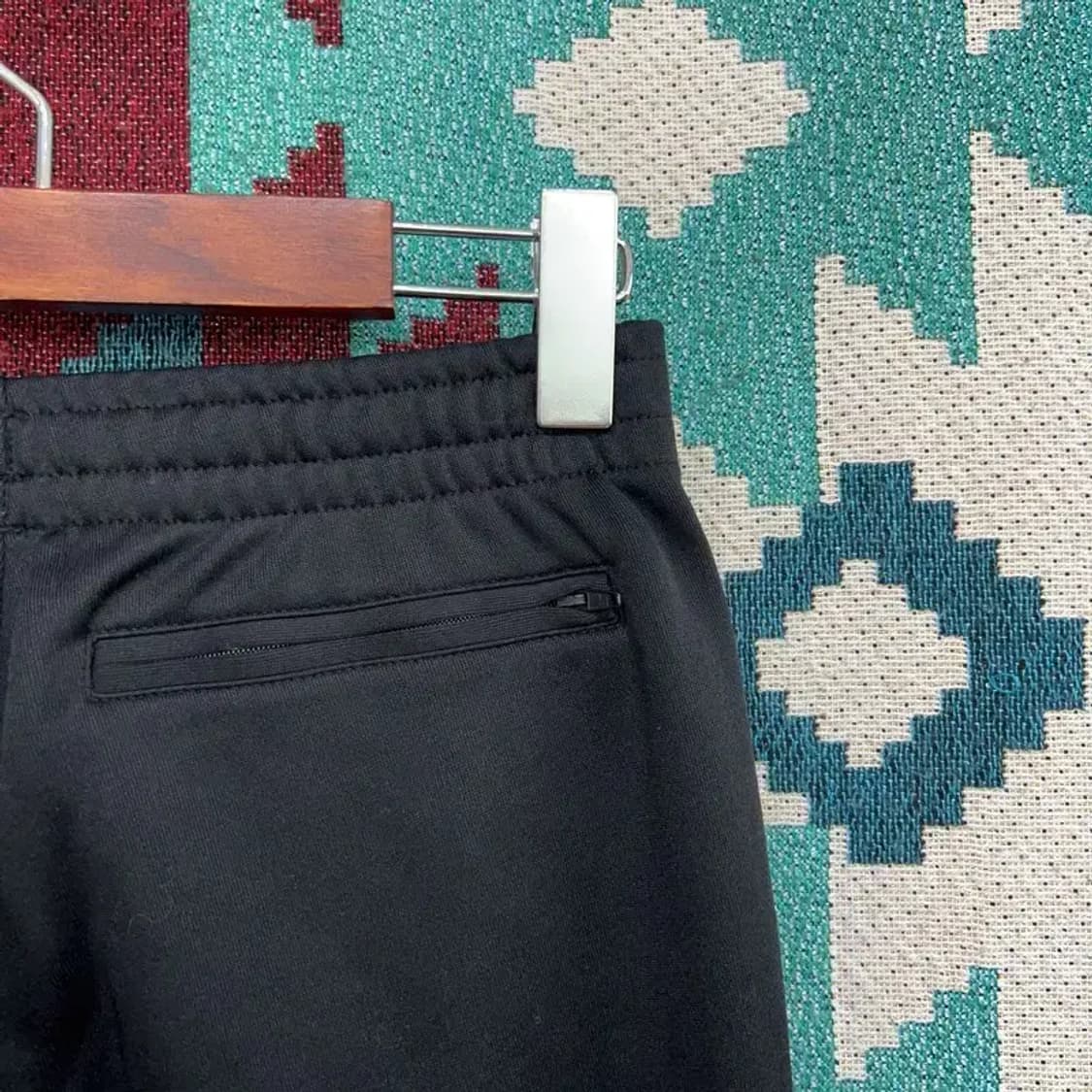 [23~25인치] 뉴발란스 여자 스포츠 자수 트레이닝 운동바지 상품이미지4