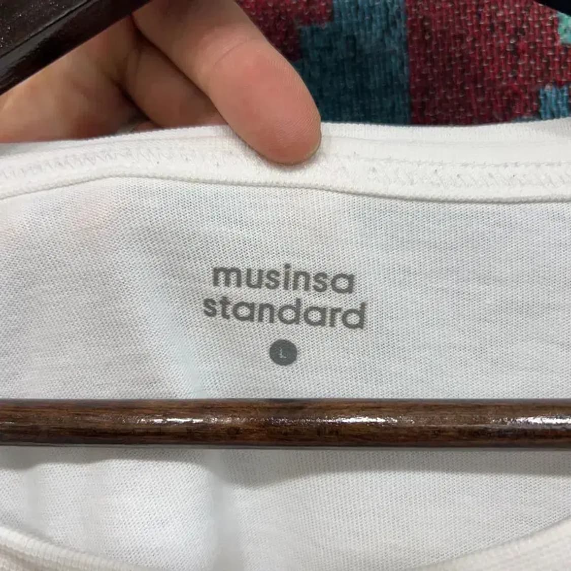 [100] 무신사스탠다드 베이직 유니섹스 무지 반팔 티 상품이미지2