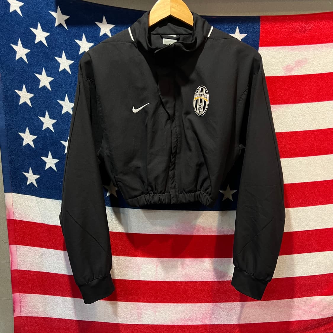 나이키 유벤투스 크롭 자켓 상품이미지1