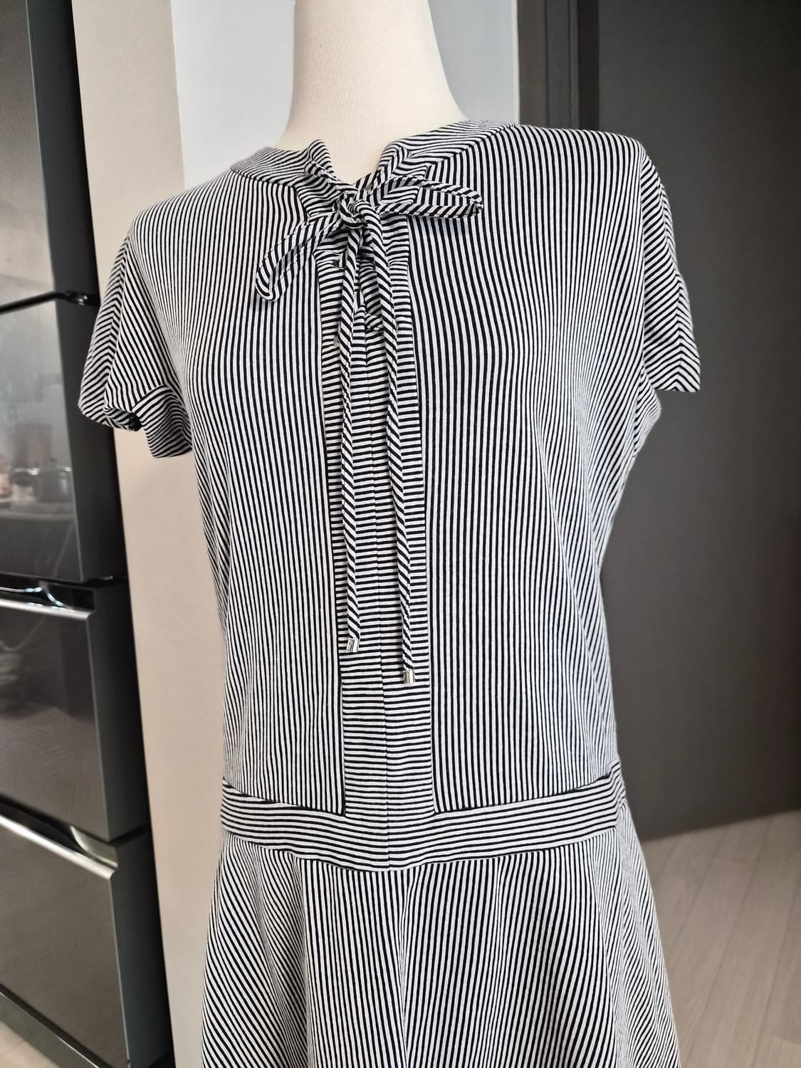 [프랑스 감성] 까샤렐(Cacharel)  스트라이프 리본 원피스 상품이미지3