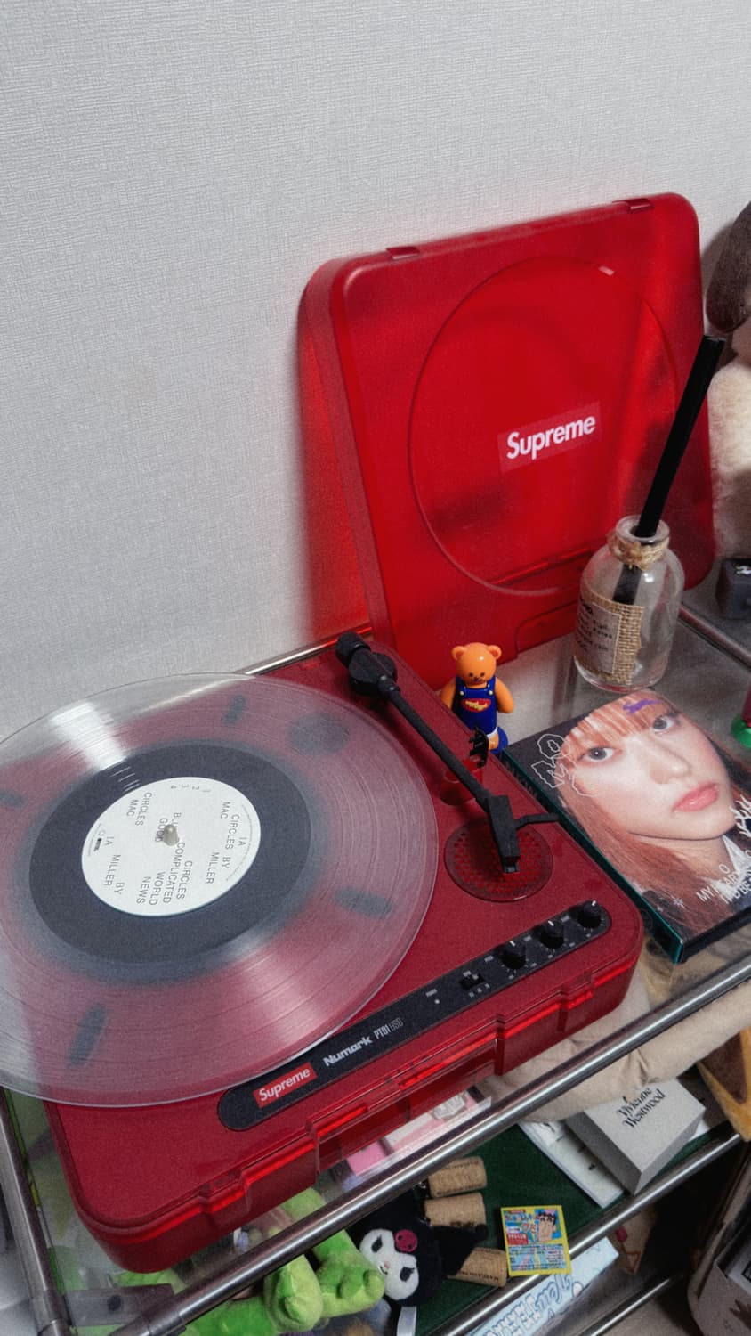 슈프림 포터블 턴테이블 상품이미지1