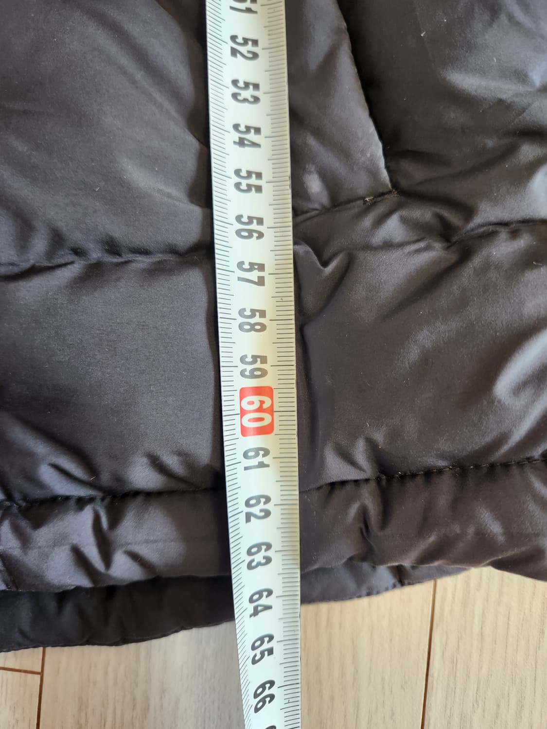 아이더 경량 구스다운패딩 사이즈100(L)

여기저기 사용감 있어서 싸게 상품이미지9