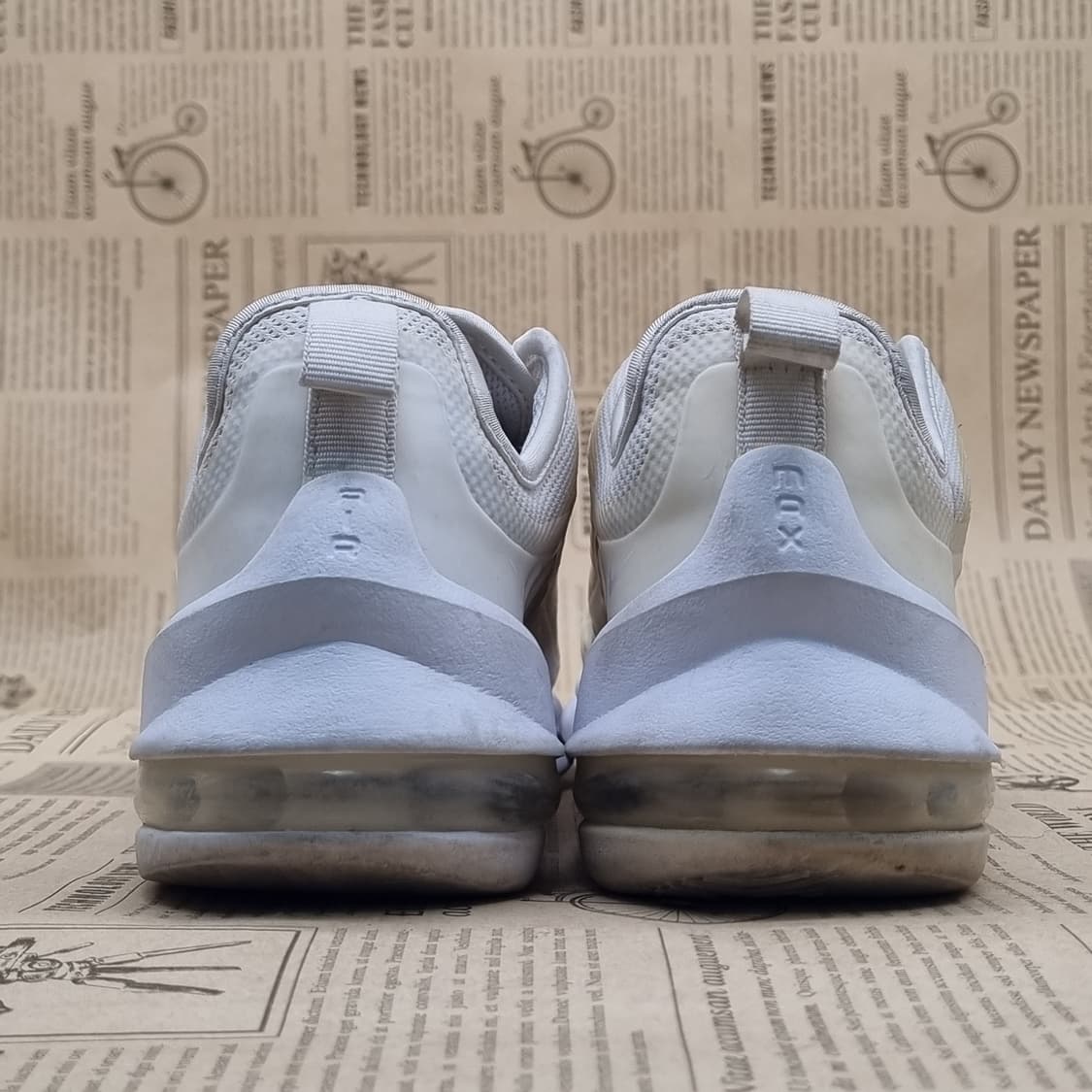 나이키 에어맥스 엑시스 여성운동화230  상품이미지4