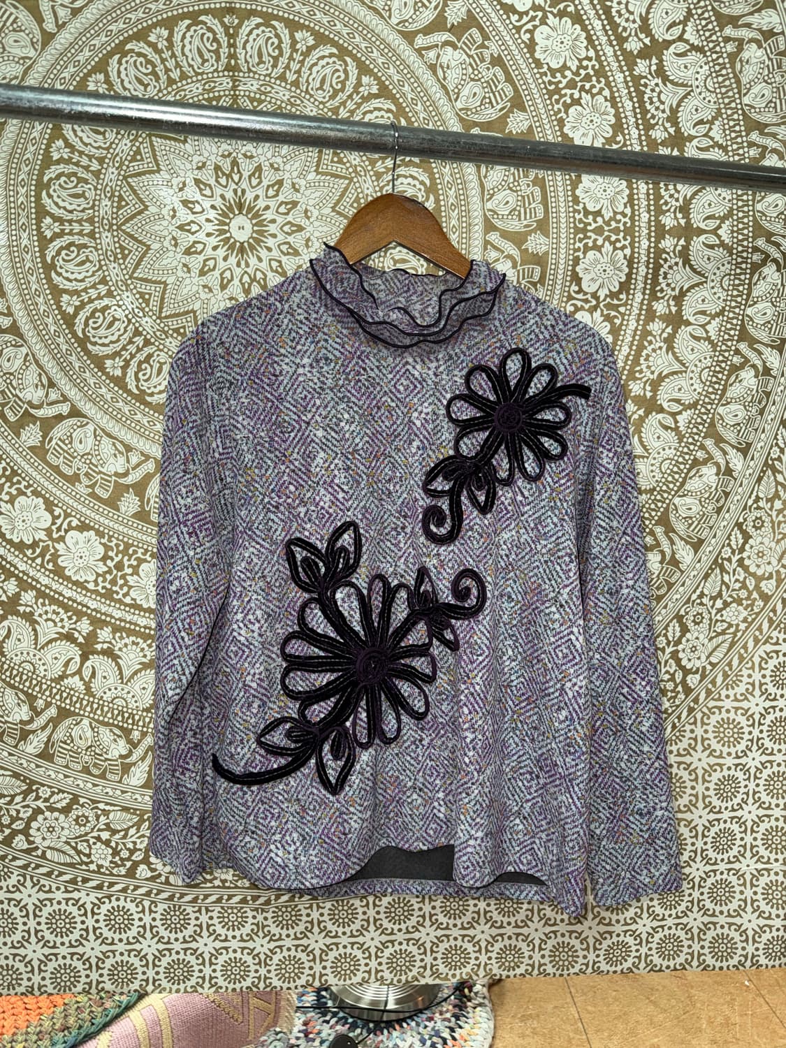 빈티지 여성 플라워자수 반폴라 긴팔 티  상품이미지2