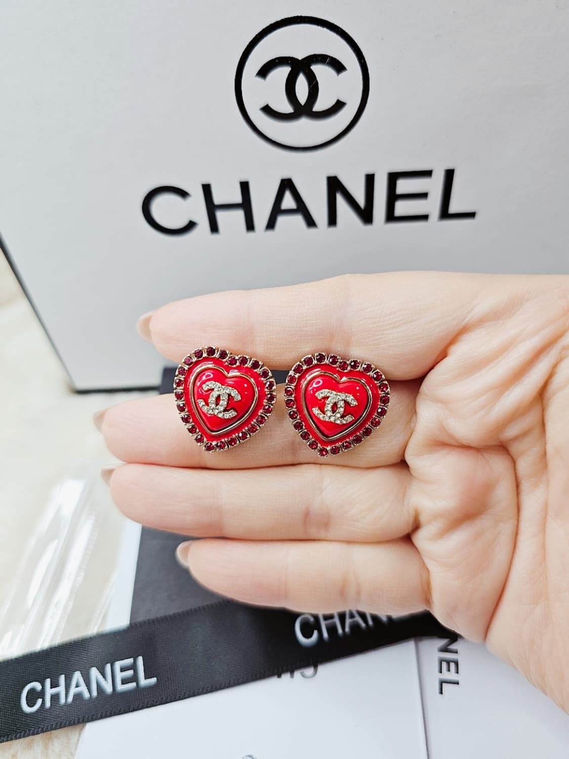 빈티지 샤넬 레드 하트 이어링 상품이미지5