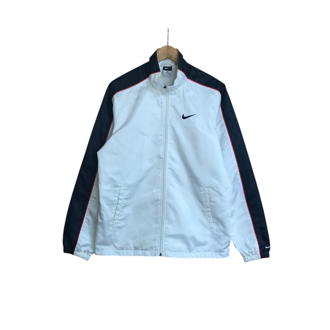 나이키 흰색 오버핏 바람막이 상품이미지2