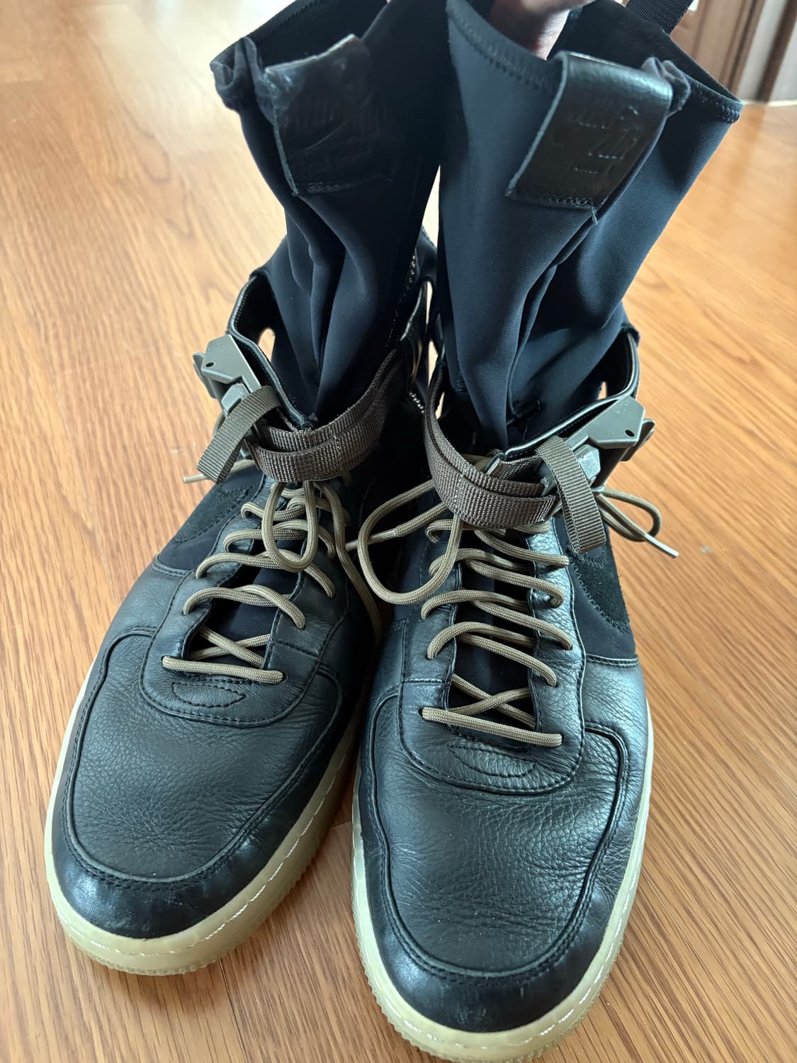 [US 10.5/ 285]  나이키 아크로님 에어포스 1 다운타운 상품이미지5