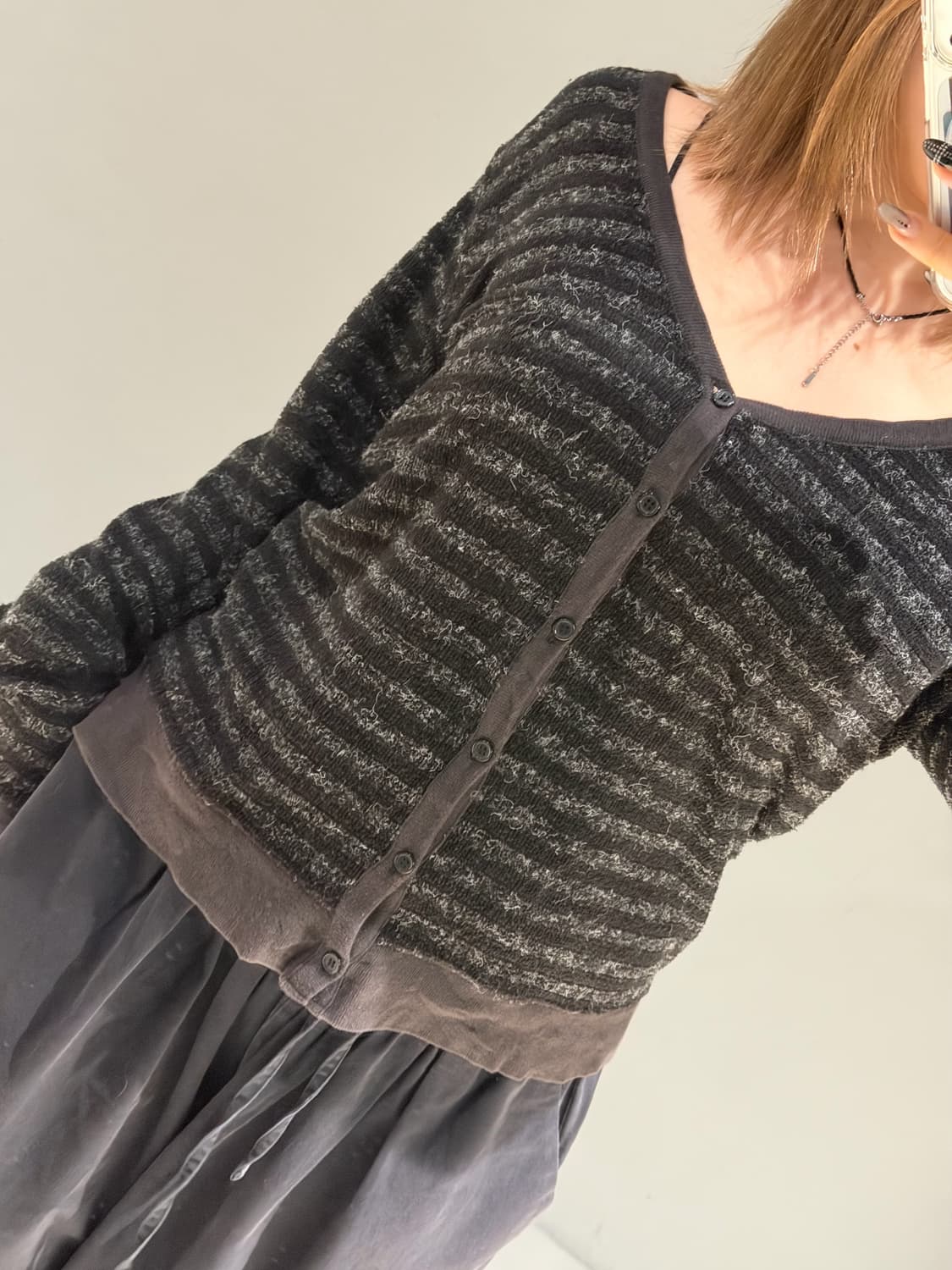 fluffy stripe pattern v-neck cardigan 상품이미지3