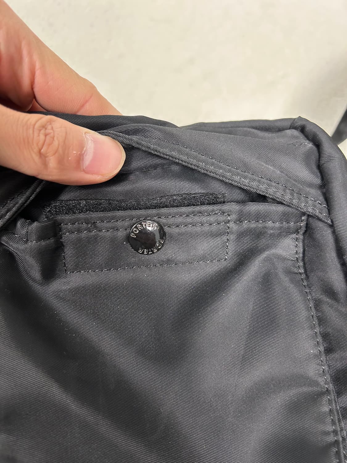 포터 탱커 크로스백 상품이미지3