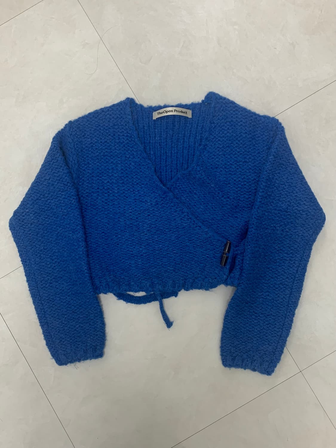 더오픈프로덕트) 랩크롭 가디건 블루 상품이미지3