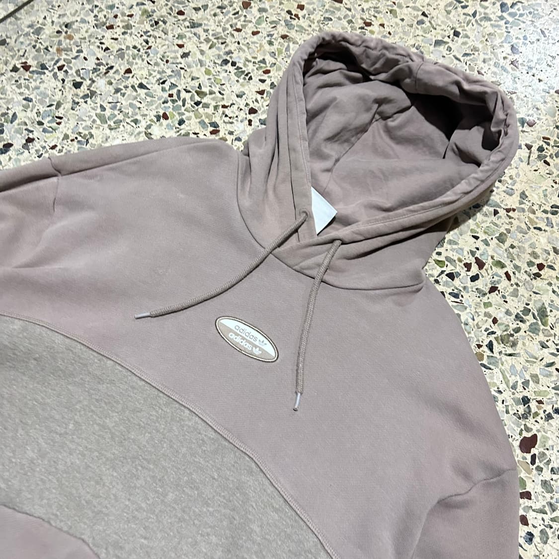 아디다스(ADIDAS)오리지널 에센셜 후드티 상품이미지2