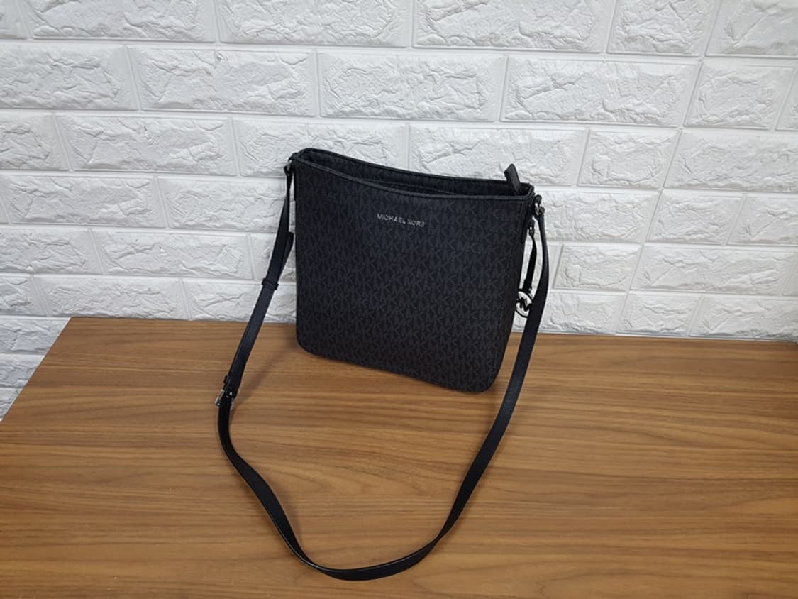 마이클코어스 여성 크로스백 (정품) 상품이미지1