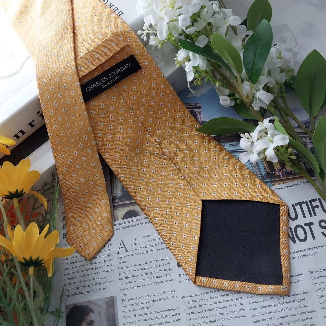 샤를주르당 실크 옐로우 플라워 자수 넥타이 9.5cm A등급 K1433
 상품이미지3