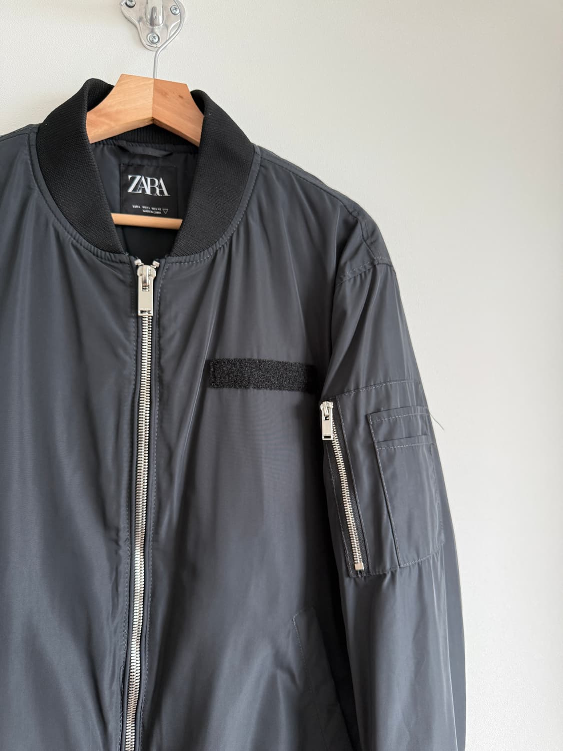 자라(ZARA) 항공 점퍼 상품이미지3