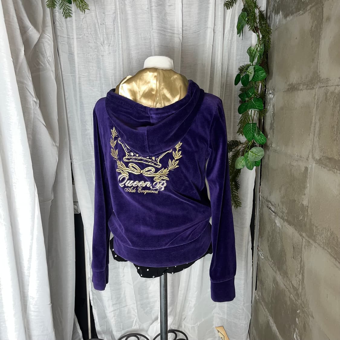 갸루 벨벳 큐빅 후드집업 상품이미지3