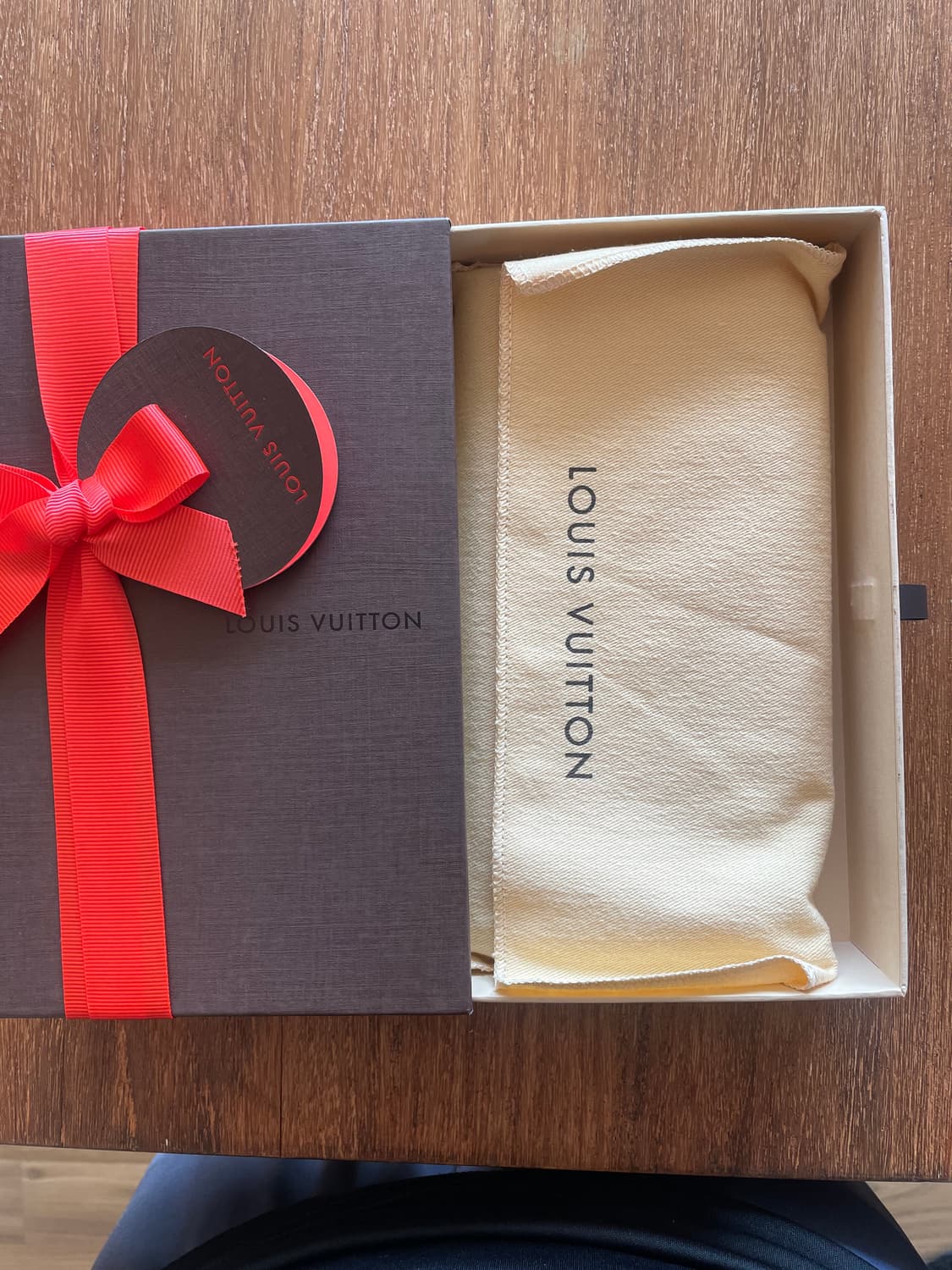 루이비통 클레망스 월릿 모노그램 앙프렝뜨 블랙 장지갑 상품이미지5