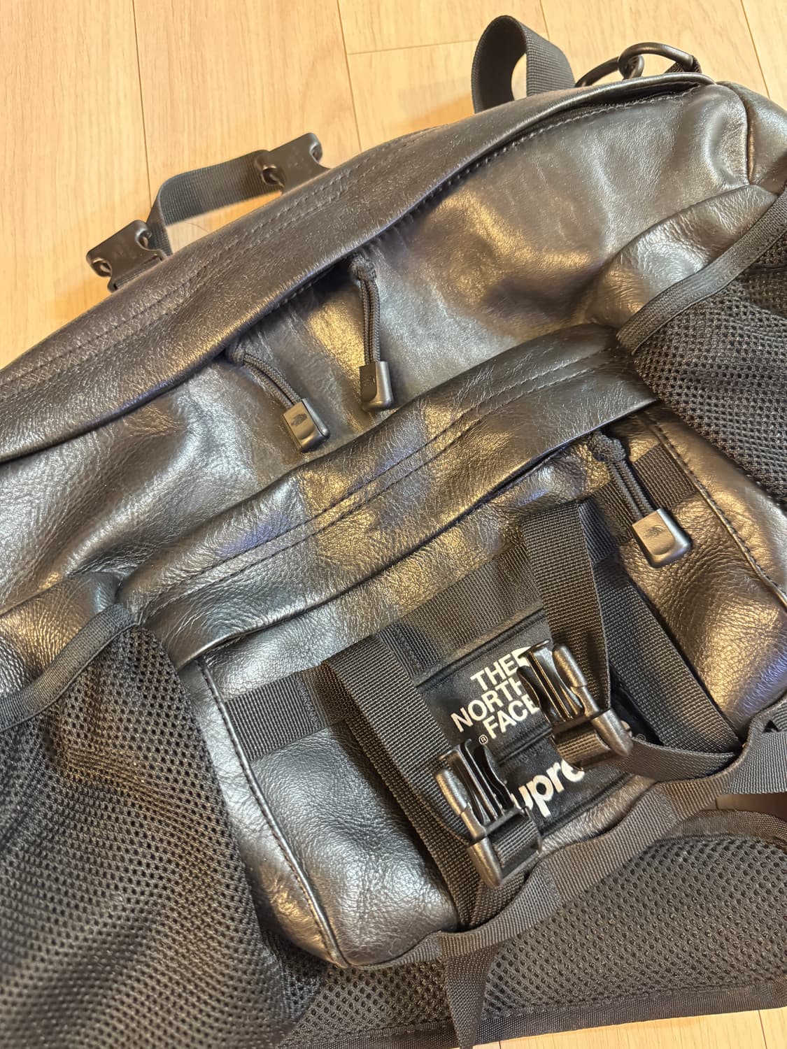 18fw 슈프림 supreme 노스페이스 레더 마운틴 웨이스트 백 상품이미지5