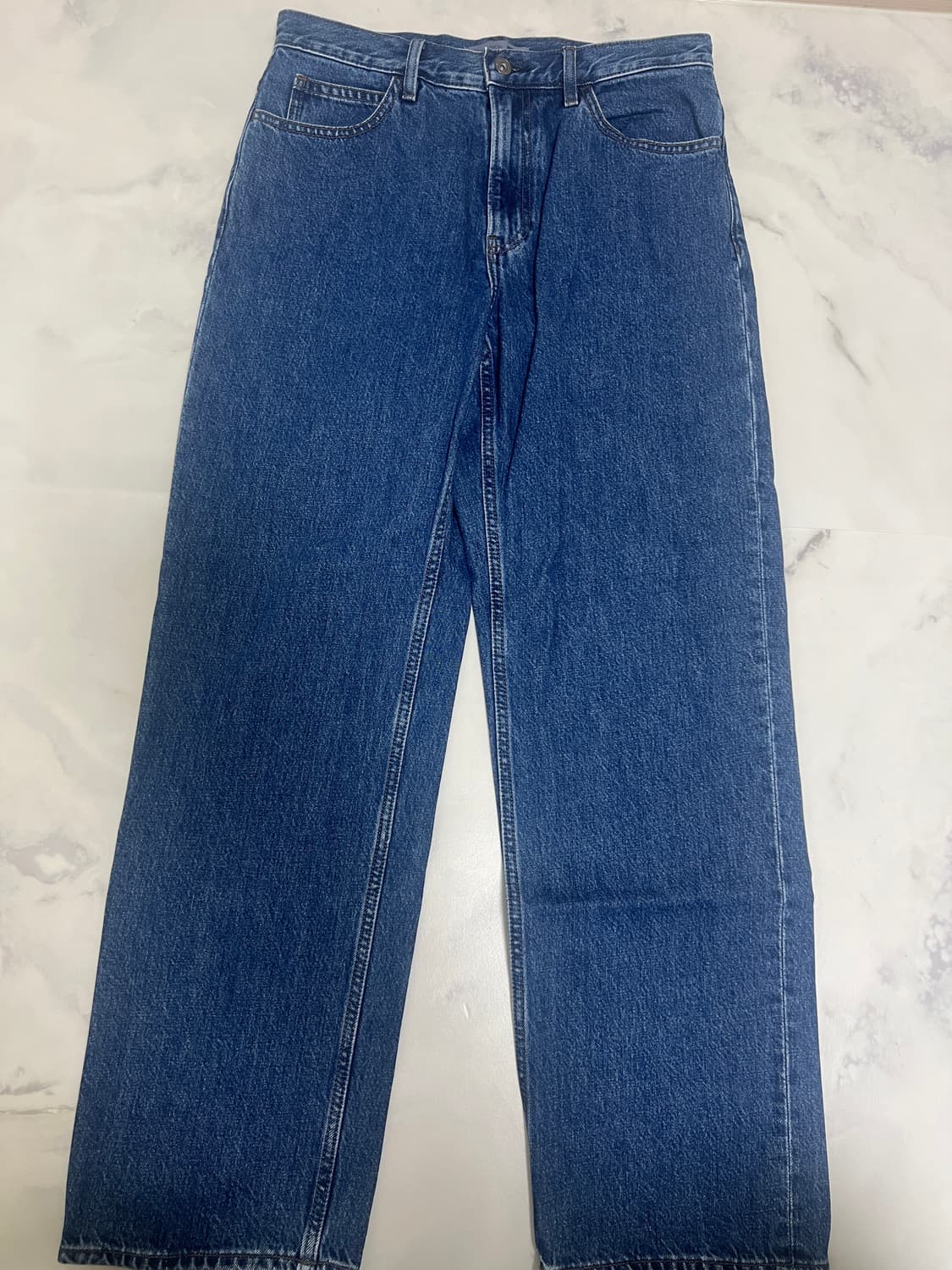 유니클로 JW앤더슨 스트레이트진 64블루 상품이미지1