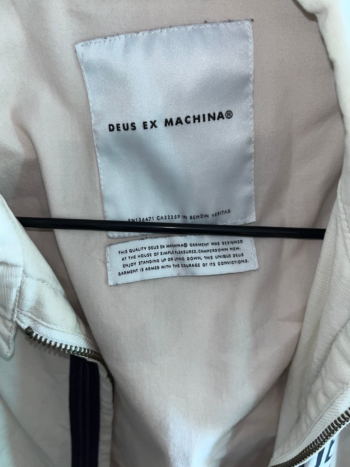 데우스 자켓 상품이미지3