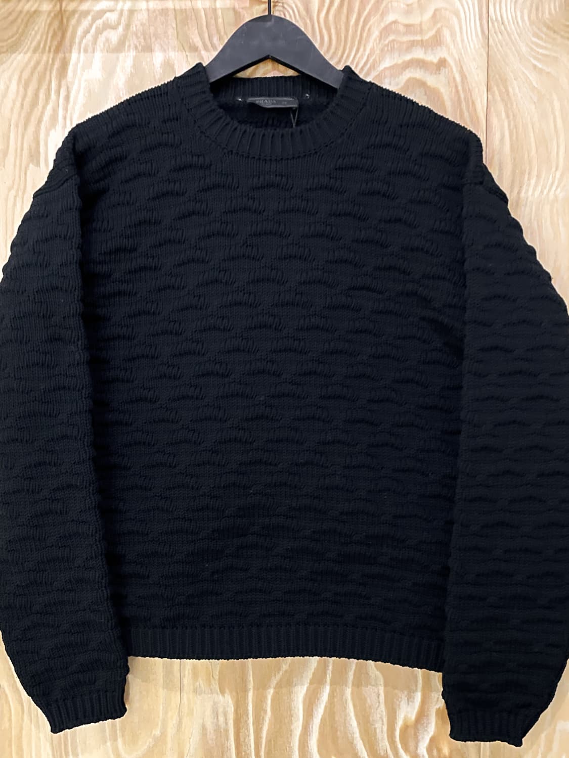 프라다 16F/W 3D 엠보스드 스웨터 상품이미지3
