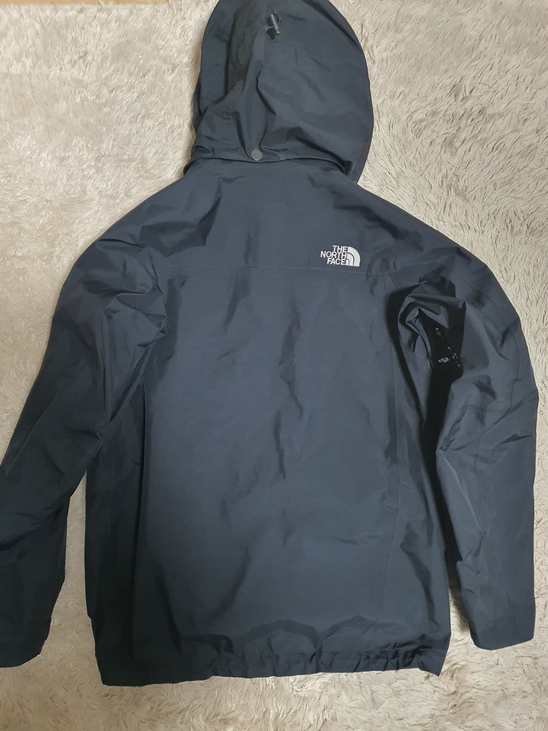 노스페이스 고어텍스 바람막이  사이즈 85~90 상품이미지4